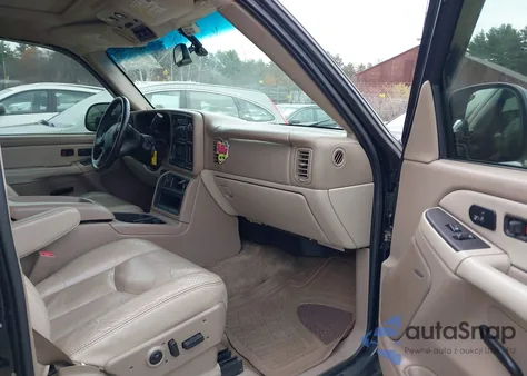 2003 Chevrolet Tahoe Z71 z USA, uszkodzony, nr VIN 1GNEK13T93R179495